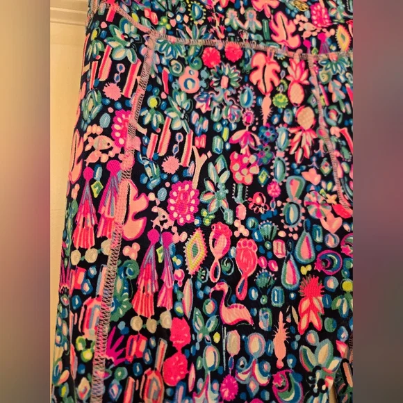 Colorful Patterned Leggings - Picture 3 of 7